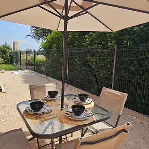  Hébergement de vacances La Maison De Villenouvelle