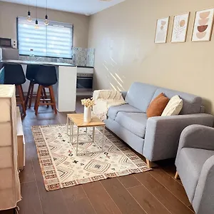  Hébergement de vacances La Maison De Villenouvelle