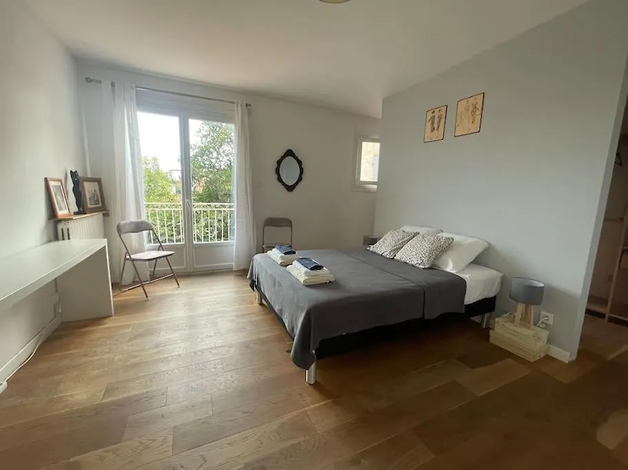 Grande Maison Familiale Villa Toulouse 0*,  France